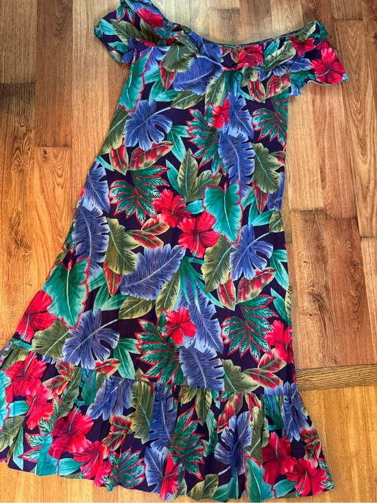 Hilo Hattie Dresses & Skirts - VTG Women's Tropical Off-Shoulder Floral Dress - Blue & Red